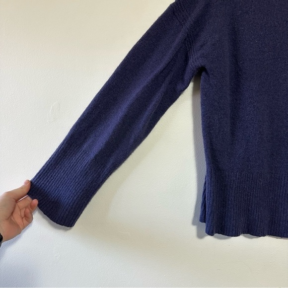 J Crew Turtleneck Sweater in Supersoft Merino Alpaca Yarn - Picture 4 of 8